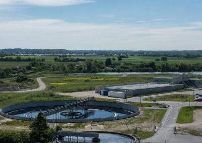 Nachklärbecken und Sandfilteranlage