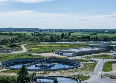 Nachklärbecken und Sandfilteranlage